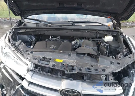 2018 Toyota Highlander Xle from USA, damaged, VIN 5TDJZRFH2JS892634